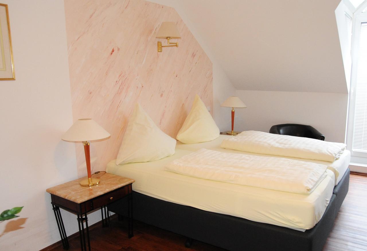 Aparthotel Scheuer Hürth Esterno foto