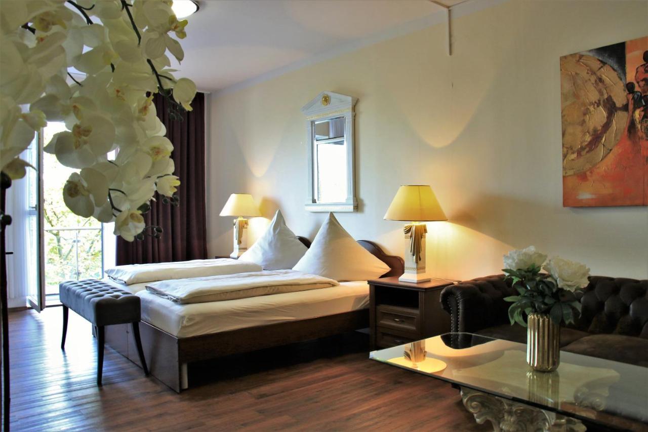 Aparthotel Scheuer Hürth Esterno foto
